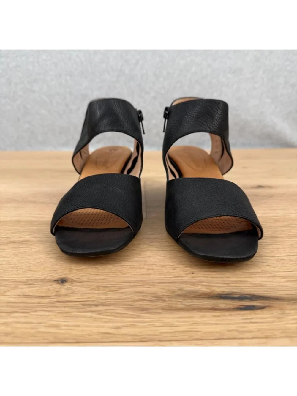 Corso Como Womens Sayge Leather Open Toe Heel Sandal Size 6 Black Snake Print